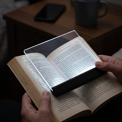 Lampe de lecture simple fenetre bureau livre double page