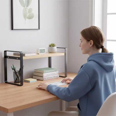 Etagere bureau etudiant lecture plante