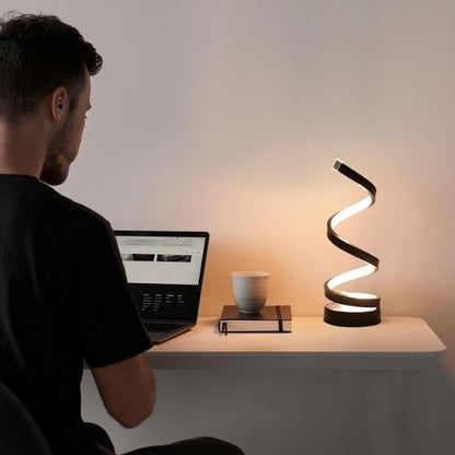 Lampe de bureau ambiance tamisée agréable métal