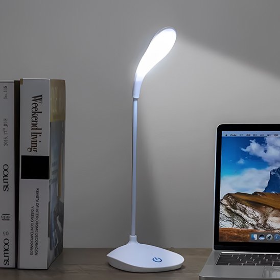 Lampe de bureau blanc lumineux pratique idéal travail bureau repos