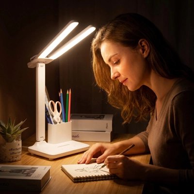 Lampe de bureau femme dessin technique