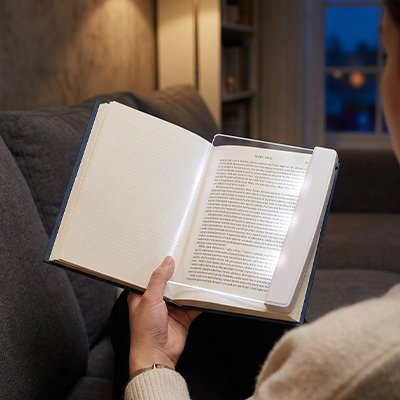 Lampe de lecture simple fenetre bureau livre repos teletravail