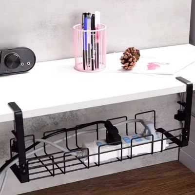 organisation bureau blanc stylo cable