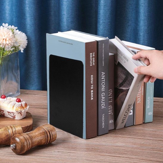 Serre livres cuisine poivrier rideau bleu