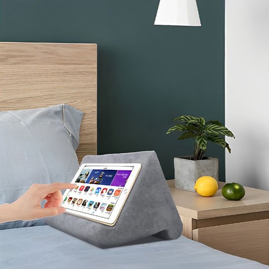 Support pour tablette coussin lecture lit