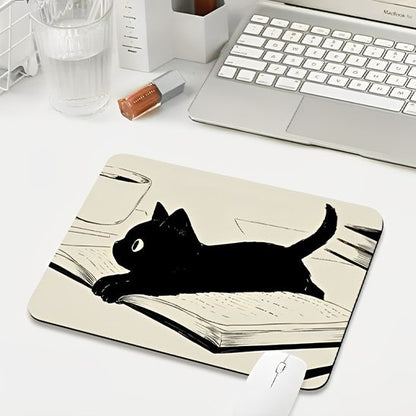 Tapis de souris chat sur livre  noir et blanc